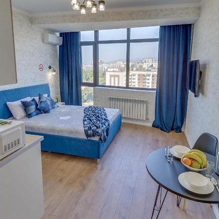 "Asaapart" Lamiya Apartment Almaty Bagian luar foto