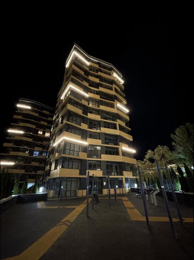 "Asaapart" Lamiya Apartment Almaty Bagian luar foto